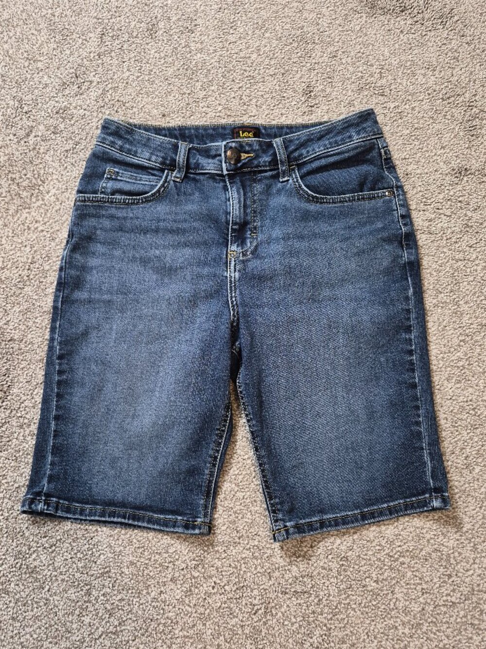 LEE Blue Denim Mid-Rise Bermuda Walking Shorts; Size 6M